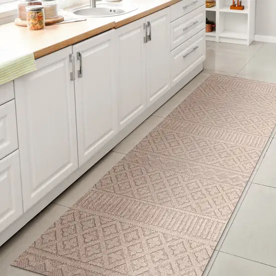 8' Beige And Gray Trellis Indoor Outdoor Runner Rug Photo 3