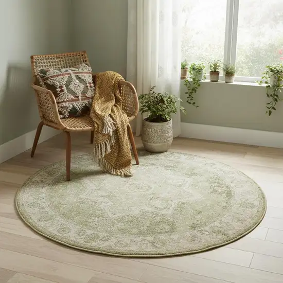 5' Beige And Green Floral Medallion Round Rug Photo 1