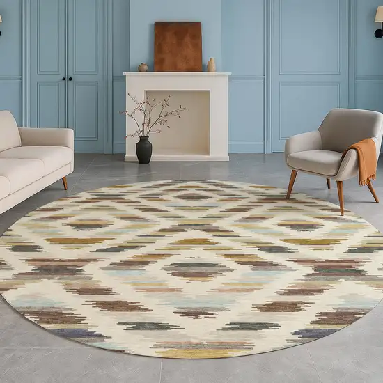 8' Beige And Green Round Tribal Washable Indoor Outdoor Area Rug Photo 4