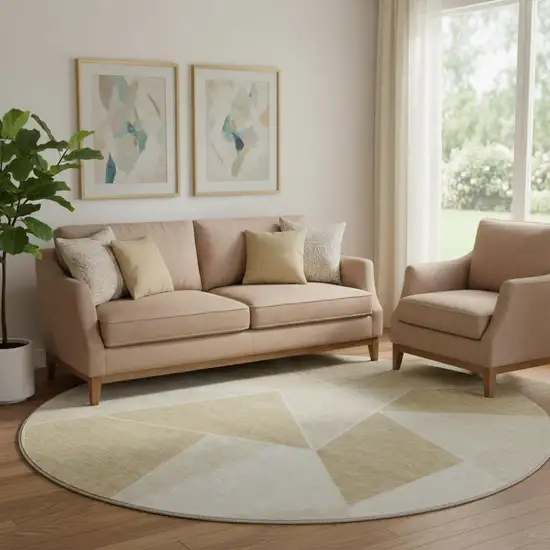 8' Beige And Ivory Geometric Washable Round Rug With UV Protection Photo 1