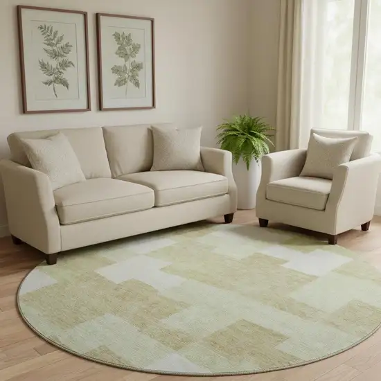 8' Beige And Ivory Geometric Washable Round Rug With UV Protection Photo 1