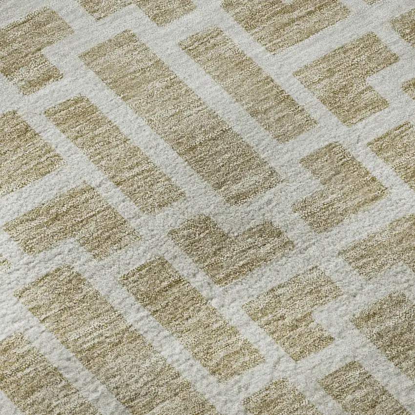 8' Beige And Ivory Geometric Washable Round Rug With UV Protection Photo 8