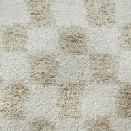 8' Beige And Ivory Geometric Washable Round Rug With UV Protection Photo 9