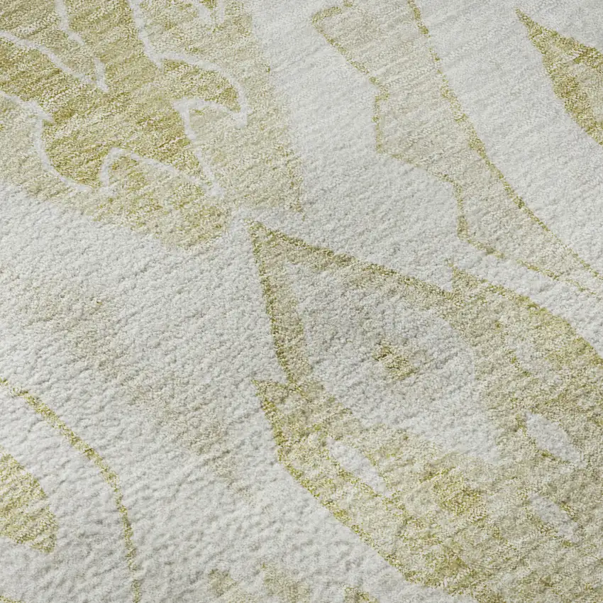 8' Beige And Ivory Moroccan Washable Round Rug With UV Protection Photo 9