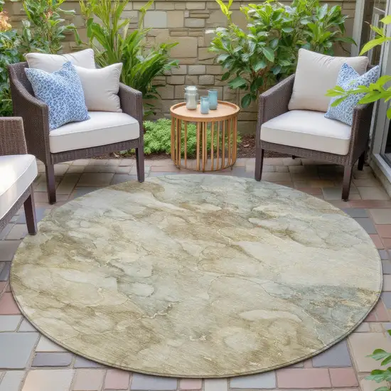 8' Beige And Ivory Round Abstract Washable Indoor Outdoor Area Rug Photo 6