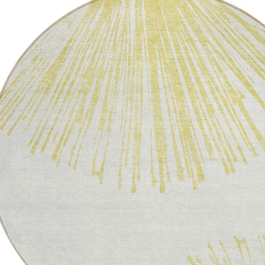 8' Beige And Ivory Round Abstract Washable Indoor Outdoor Area Rug Photo 4