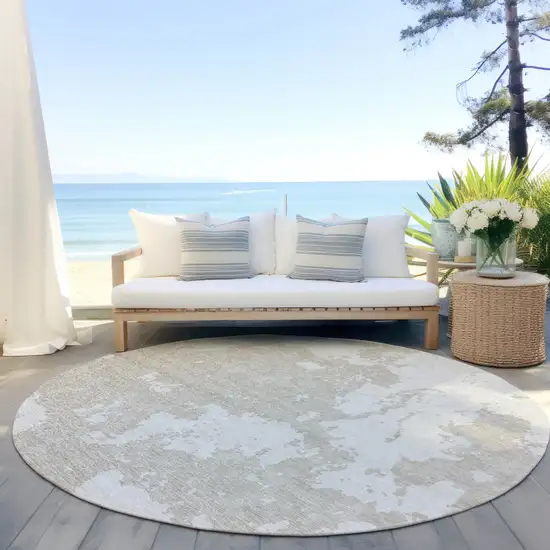 8' Beige And Ivory Round Abstract Washable Indoor Outdoor Area Rug Photo 6