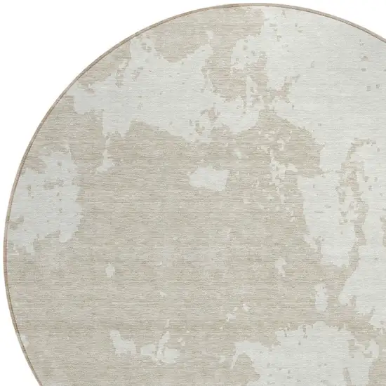 8' Beige And Ivory Round Abstract Washable Indoor Outdoor Area Rug Photo 4
