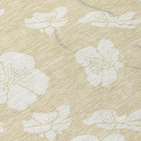 8' Beige And Ivory Round Floral Washable Indoor Outdoor Area Rug Photo 4
