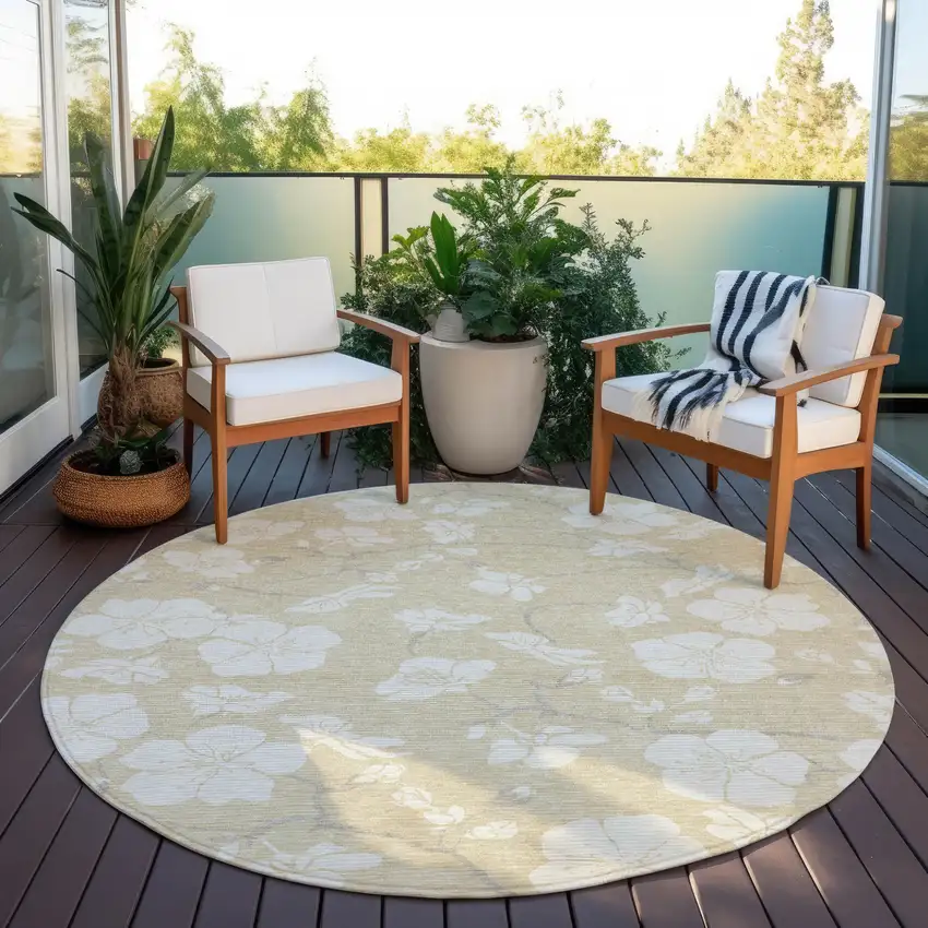 8' Beige And Ivory Round Floral Washable Indoor Outdoor Area Rug Photo 7