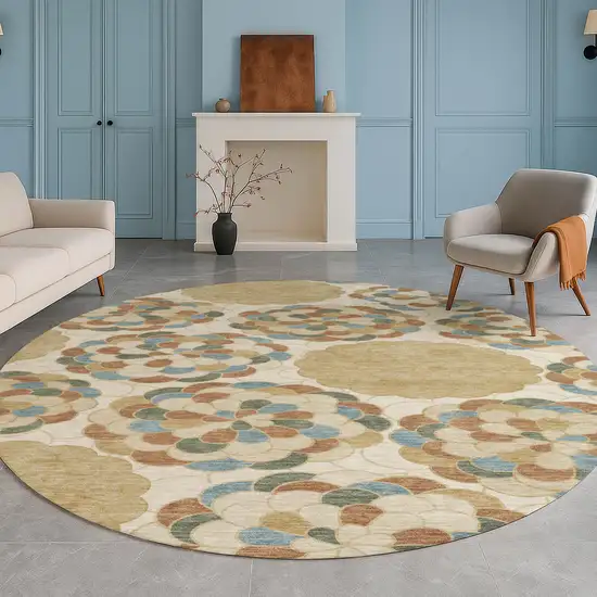 8' Beige And Ivory Round Floral Washable Indoor Outdoor Area Rug Photo 5