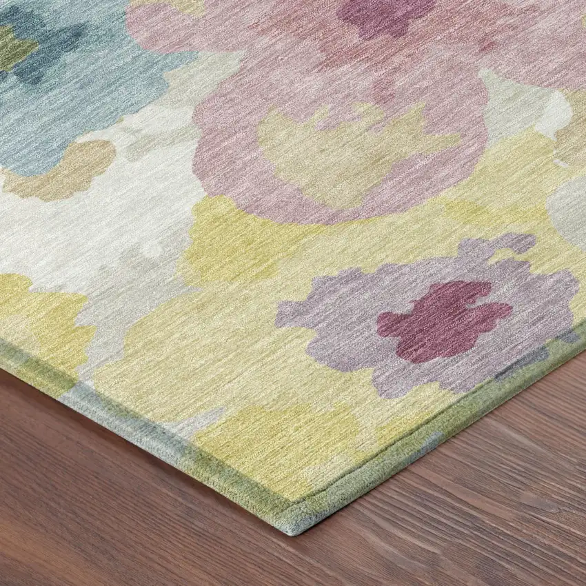 8' Beige And Ivory Round Floral Washable Indoor Outdoor Area Rug Photo 4