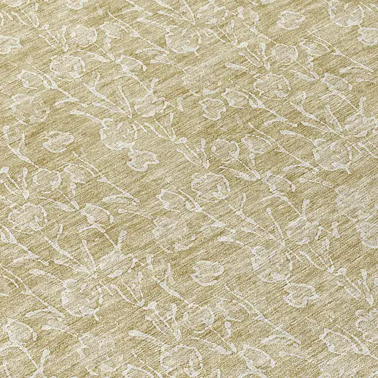 8' Beige And Ivory Round Floral Washable Indoor Outdoor Area Rug Photo 8