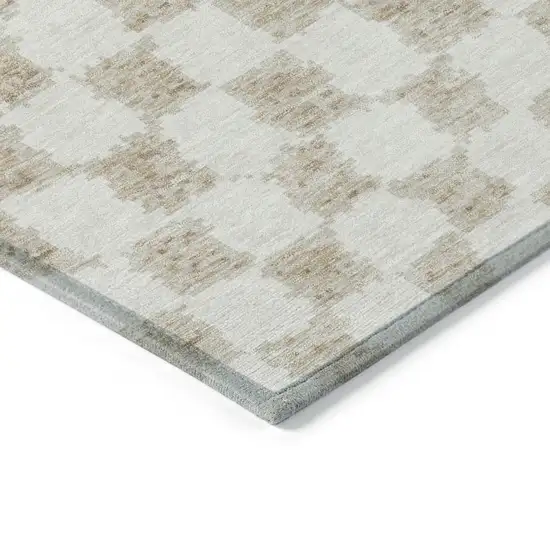 8' Beige And Ivory Round Geometric Washable Indoor Outdoor Area Rug Photo 8