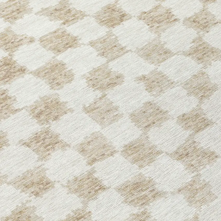 8' Beige And Ivory Round Geometric Washable Indoor Outdoor Area Rug Photo 8