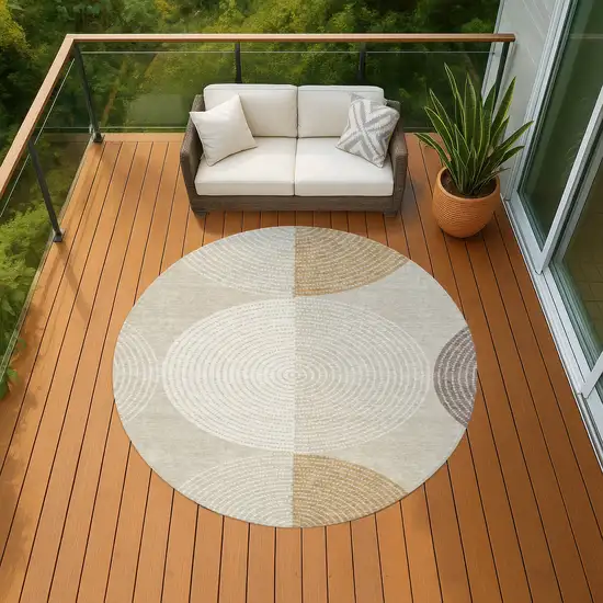 8' Beige And Ivory Round Geometric Washable Indoor Outdoor Area Rug Photo 8