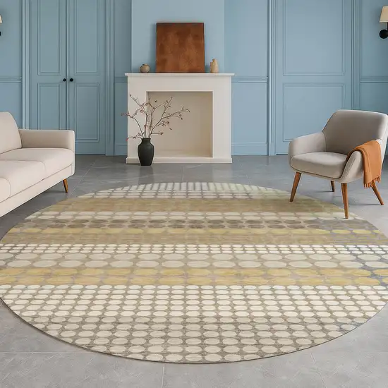 8' Beige And Ivory Round Geometric Washable Indoor Outdoor Area Rug Photo 5