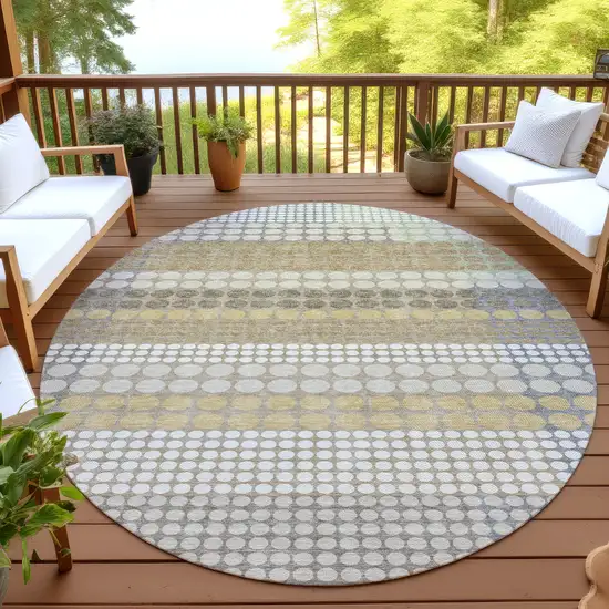 8' Beige And Ivory Round Geometric Washable Indoor Outdoor Area Rug Photo 4