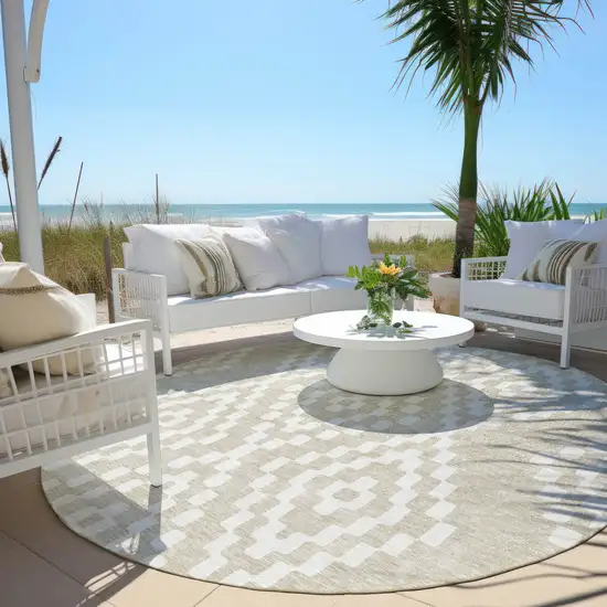 8' Beige And Ivory Round Geometric Washable Indoor Outdoor Area Rug Photo 7