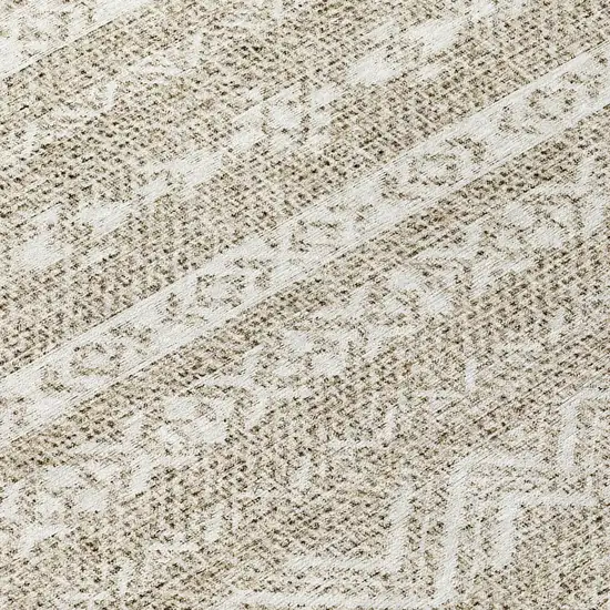 8' Beige And Ivory Round Southwestern Washable Indoor Outdoor Area Rug Photo 8