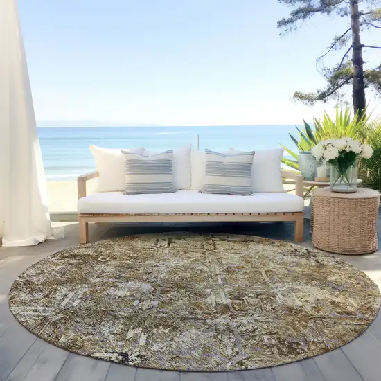 8' Beige Brown And Copper Round Geometric Washable Indoor Outdoor Area Rug Photo 5