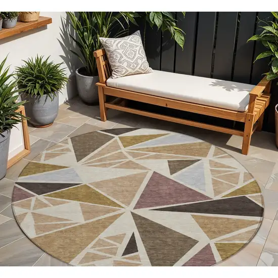 8' Beige Brown And Gray Round Geometric Washable Indoor Outdoor Area Rug Photo 1