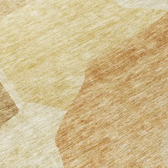 8' Beige Copper And Brown Round Abstract Washable Indoor Outdoor Area Rug Photo 9