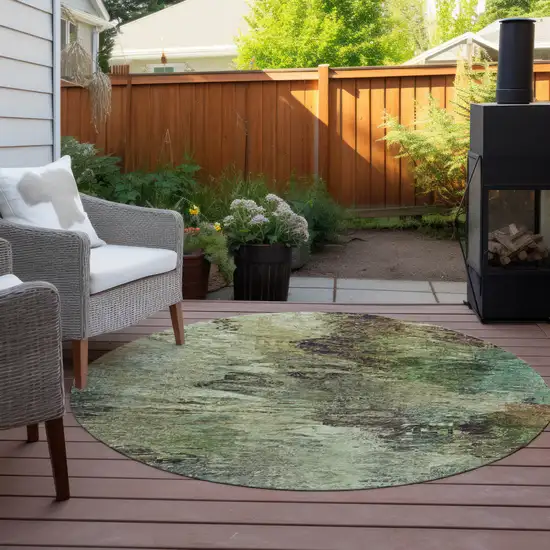 8' Beige Green And Artichoke Green Round Abstract Washable Indoor Outdoor Area Rug Photo 3