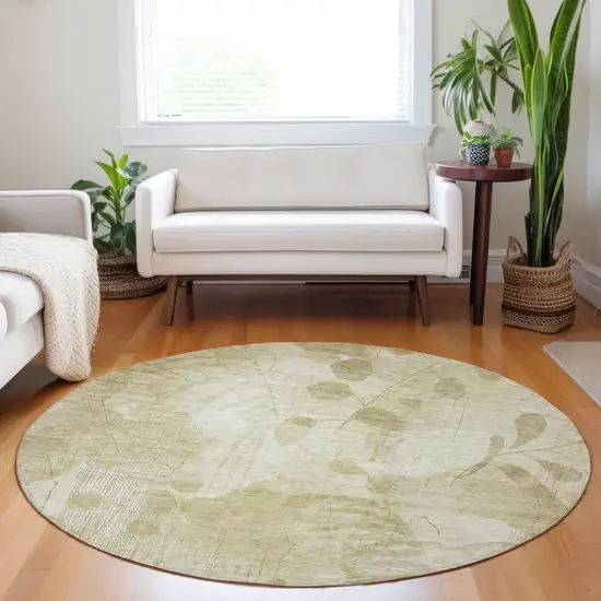 8' Beige Tan And Ivory Round Floral Washable Indoor Outdoor Area Rug Photo 7