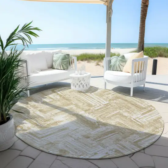 8' Beige Tan And Ivory Round Geometric Washable Indoor Outdoor Area Rug Photo 6