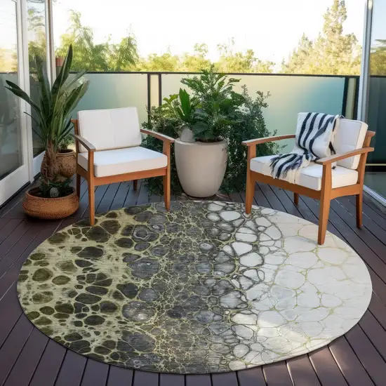 8' Beige Taupe And Chocolate Round Abstract Washable Indoor Outdoor Area Rug Photo 7