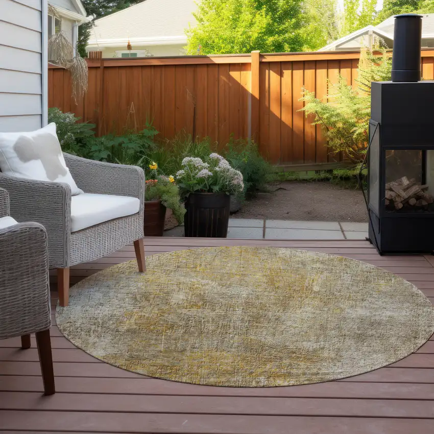 8' Beige Taupe And Ivory Round Abstract Washable Indoor Outdoor Area Rug Photo 4