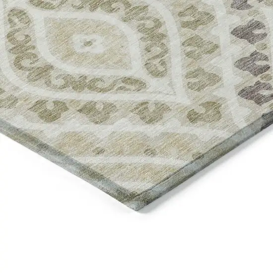 8' Beige Taupe And Ivory Round Floral Washable Indoor Outdoor Area Rug Photo 5