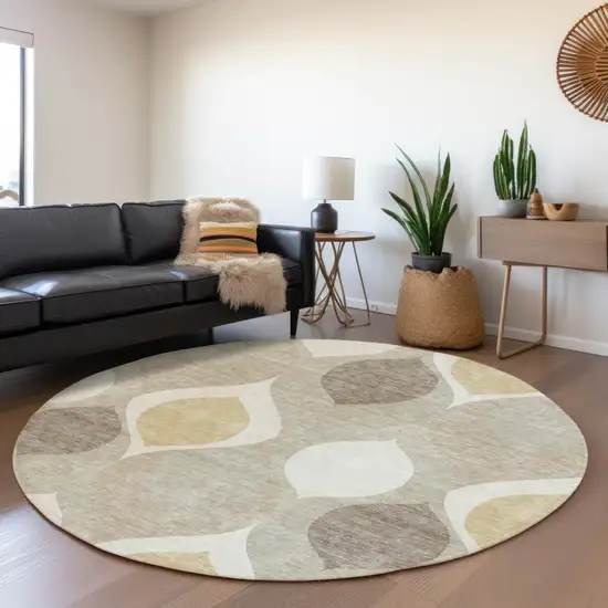 8' Beige Taupe And Ivory Round Ogee Washable Indoor Outdoor Area Rug Photo 7