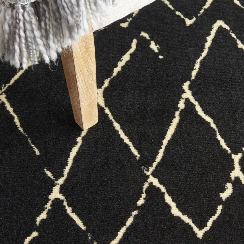 5' Beige and Black Round Abstract Power Loom Area Rug Photo 4