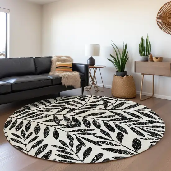 8' Black And Beige Floral Washable Round Rug With UV Protection Photo 5