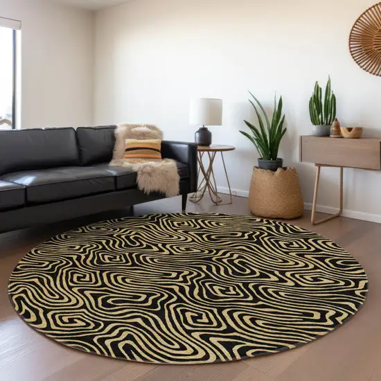 8' Black And Beige Round Abstract Washable Indoor Outdoor Area Rug Photo 7