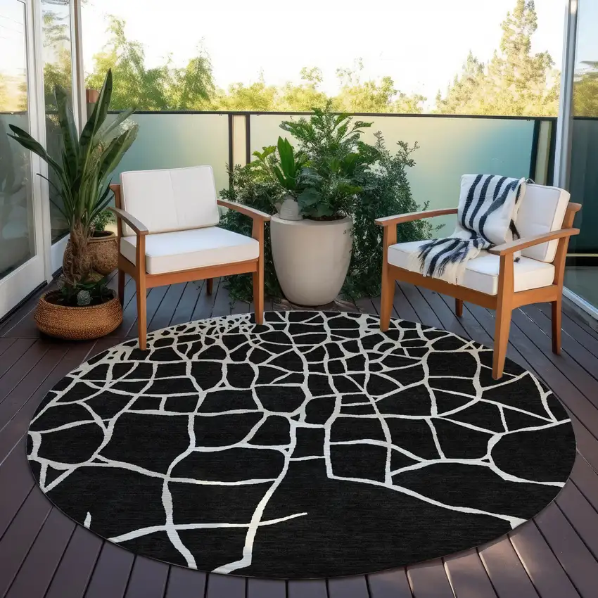 8' Black And Beige Round Abstract Washable Indoor Outdoor Area Rug Photo 8