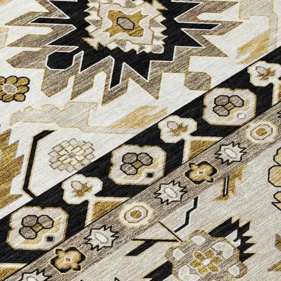 8' Black And Beige Round Cactus Washable Indoor Outdoor Area Rug Photo 5
