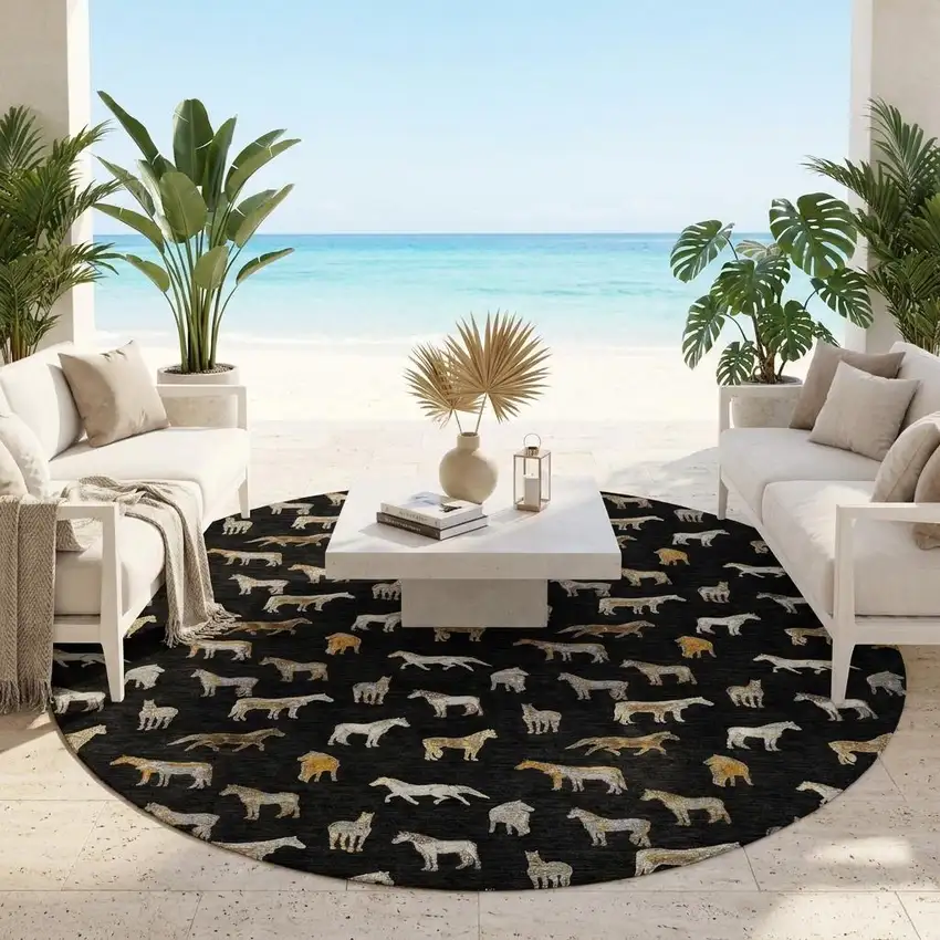 8' Black And Beige Round Horse Washable Indoor Outdoor Area Rug Photo 1