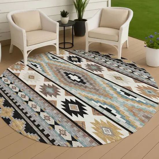 8' Black And Brown Round Southwestern Washable Indoor Outdoor Area Rug Photo 4