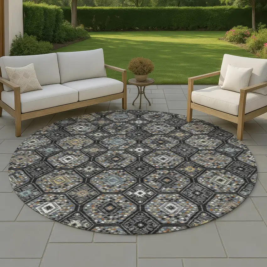 8' Black And Charcoal Round Geometric Washable Indoor Outdoor Area Rug Photo 4