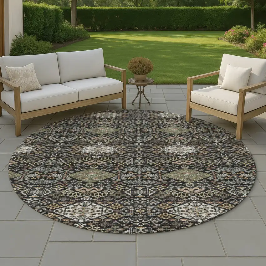 8' Black And Charcoal Round Geometric Washable Indoor Outdoor Area Rug Photo 4