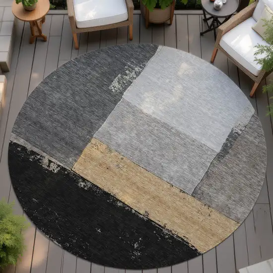8' Black And Charcoal Round Geometric Washable Indoor Outdoor Area Rug Photo 4
