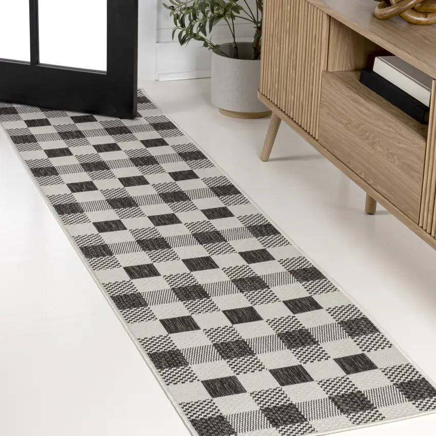 8' Black And Cream Geometric Indoor Outdoor Runner Rug Photo 4
