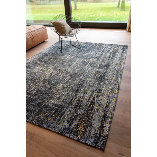 5' Black And Gold Chevron Washable Round Rug Photo 4