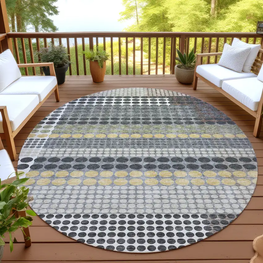 8' Black And Gray Round Geometric Washable Indoor Outdoor Area Rug Photo 4
