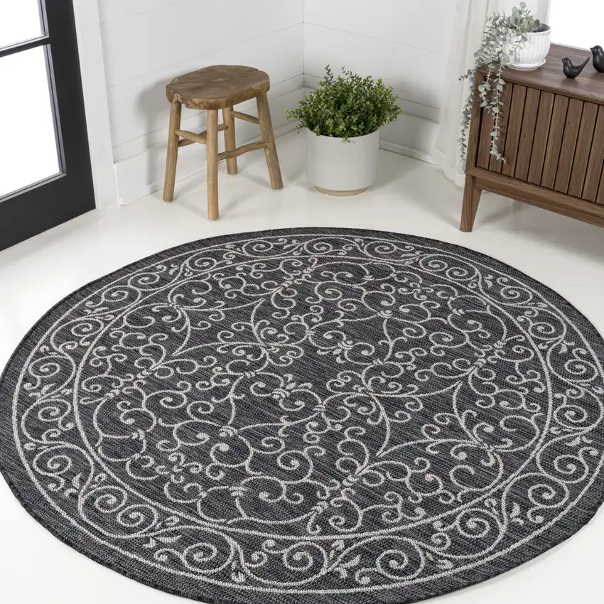6' Black And Gray Round Medallion Indoor Outdoor Area Rug Photo 4