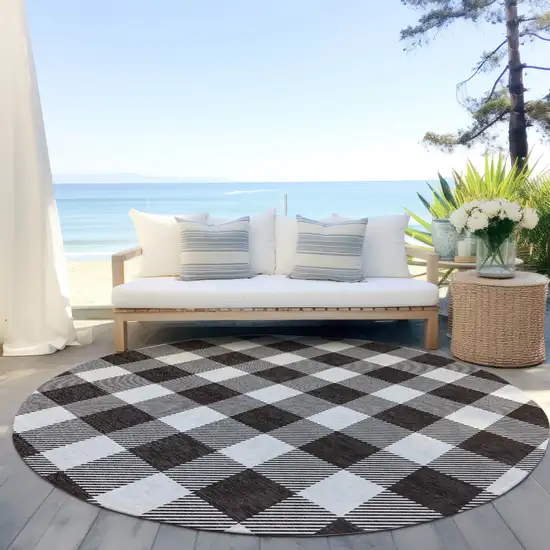 8' Black And Gray Round Plaid Washable Indoor Outdoor Area Rug Photo 6