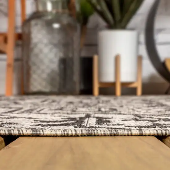 8' Black And Gray Square Medallion Indoor Outdoor Area Rug Photo 9